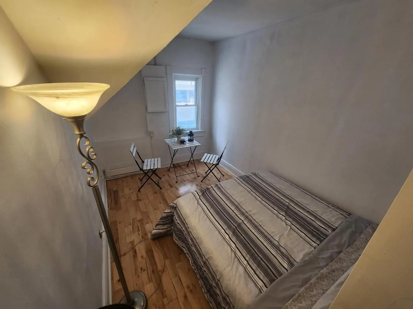 Downtown Guesthouse Торонто Канада